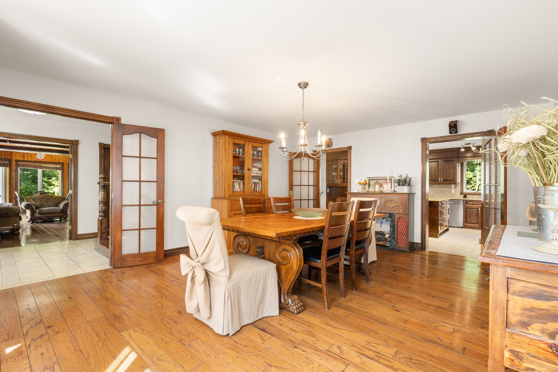 {"FR":"Extérieur","EN":"Exterior"}