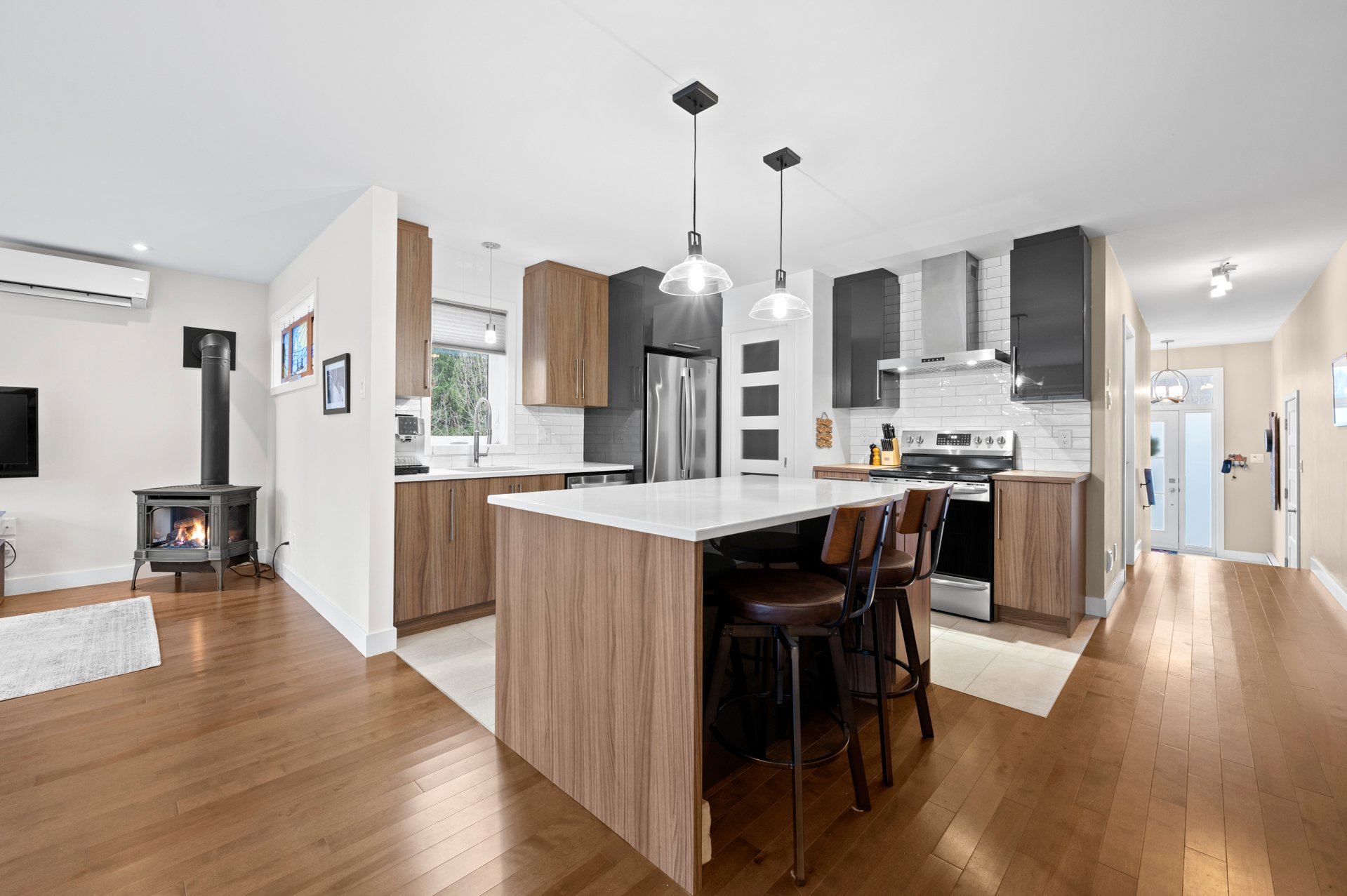 {"FR":"Salle à manger","EN":"Dining room"}
