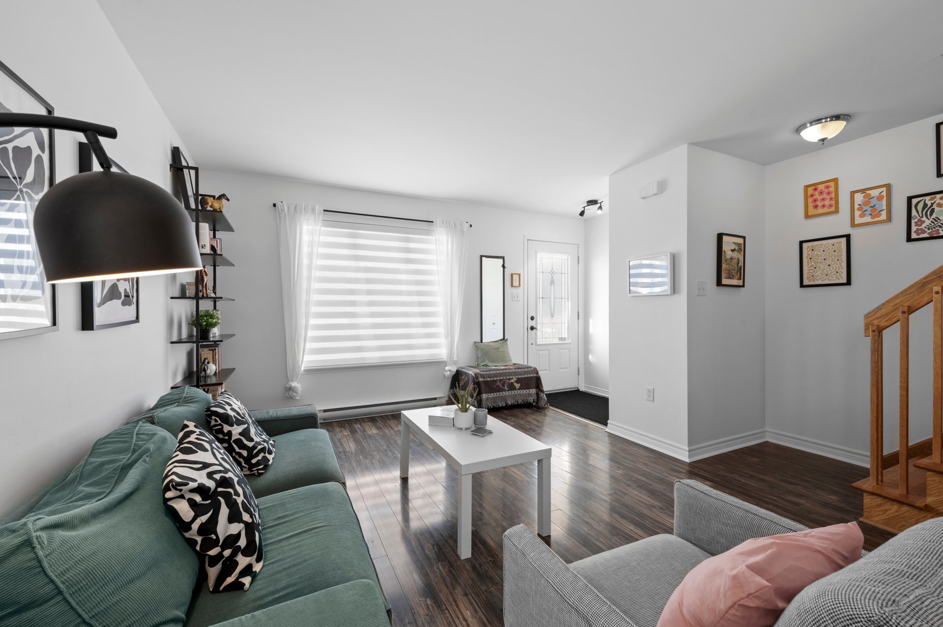 {"FR":"Chambre à coucher principale","EN":"Primary bedroom"}