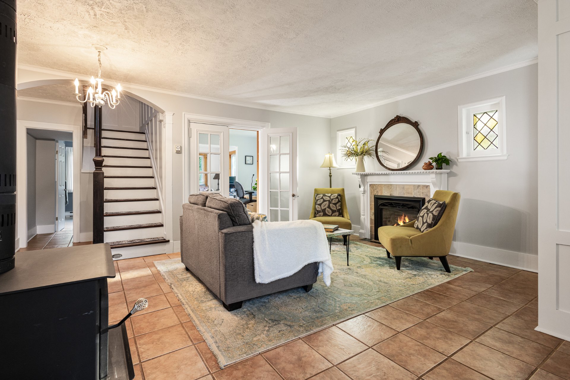 {"FR":"Salon","EN":"Living room"}