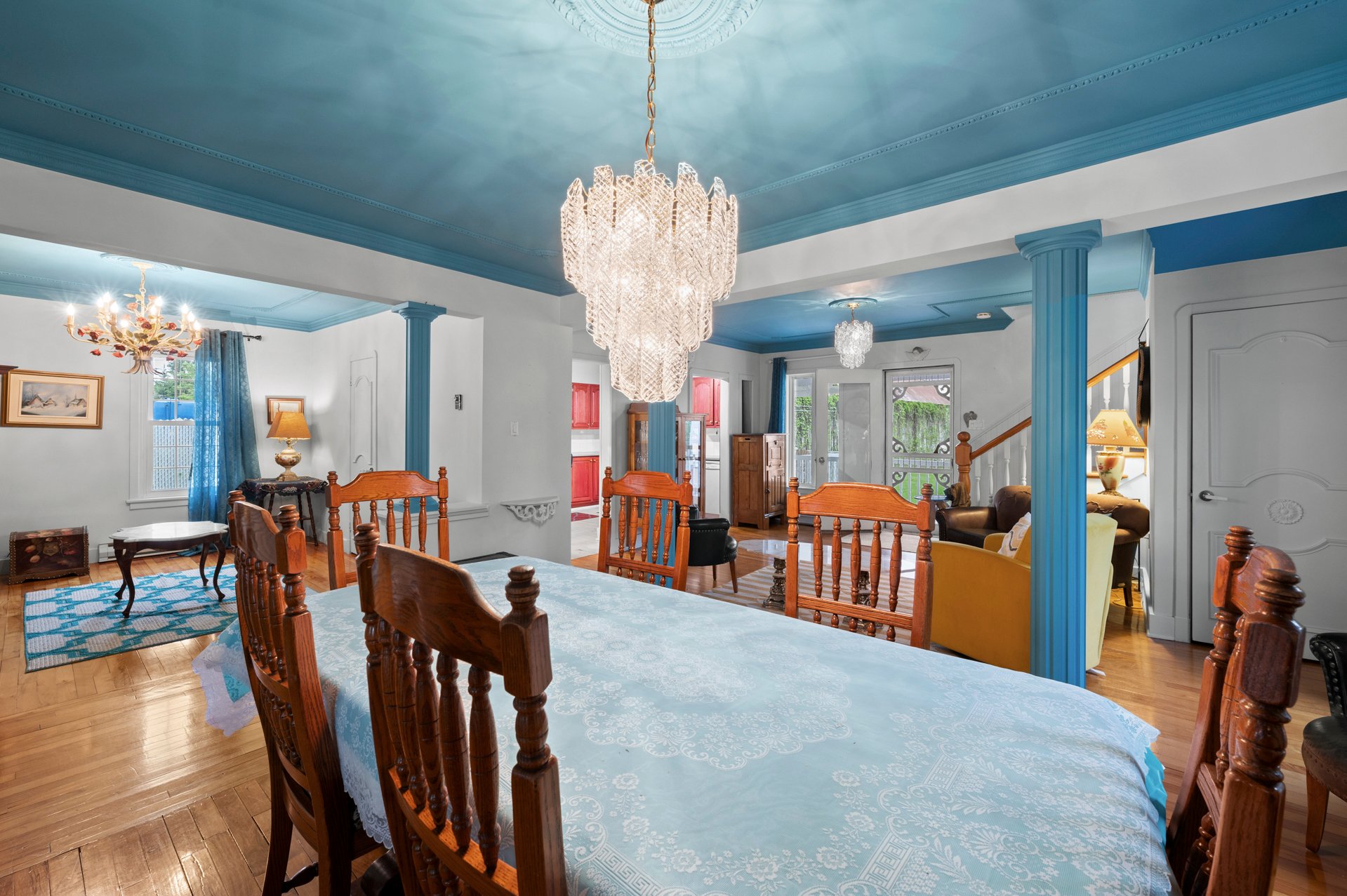 {"FR":"Solarium/Verrière","EN":"Solarium/Sunroom"}