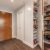 {"FR":"Penderie (Walk-in)","EN":"Walk-in closet"}