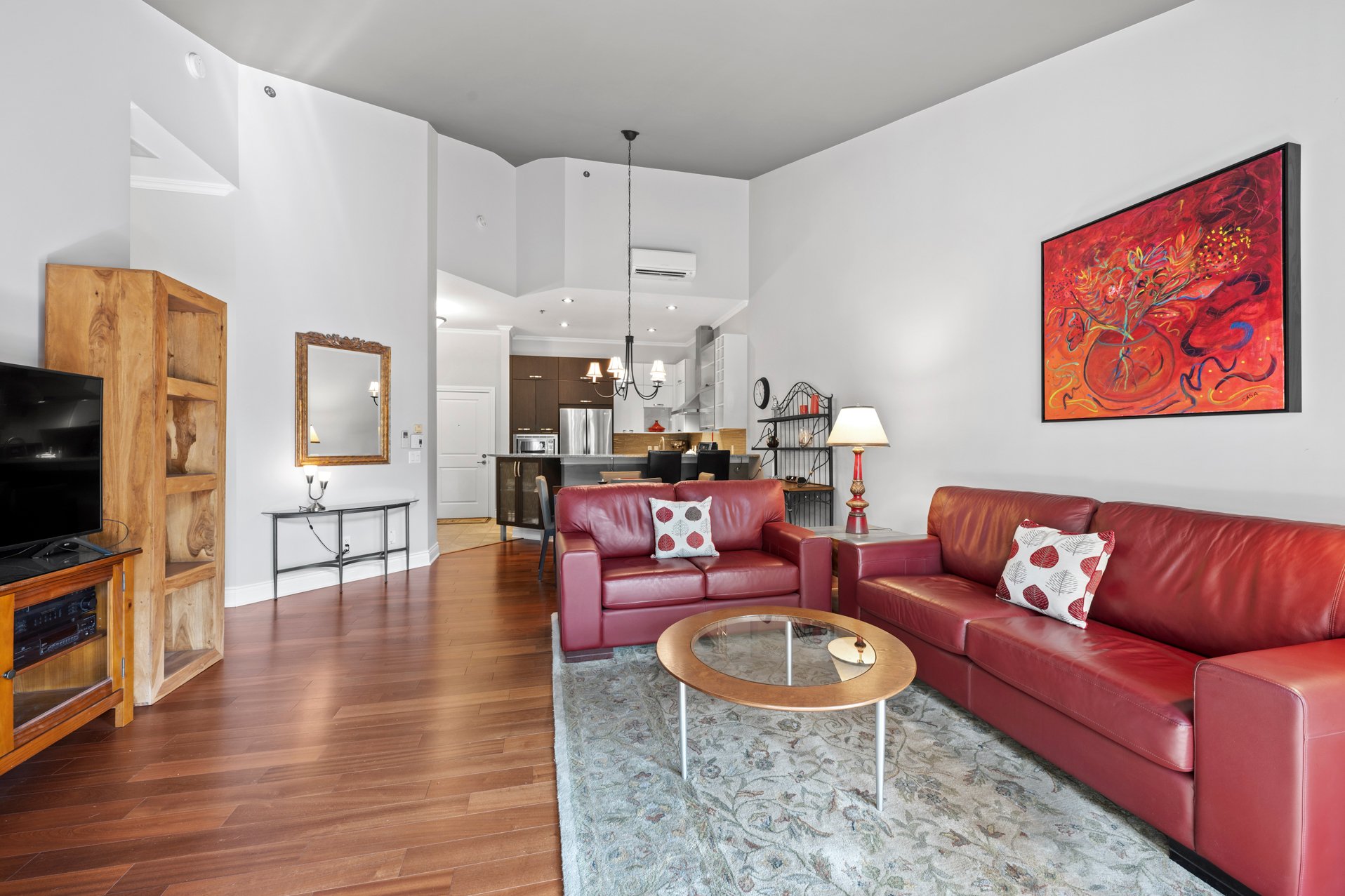 {"FR":"Hall d'entrée/Vestibule","EN":"Hallway"}