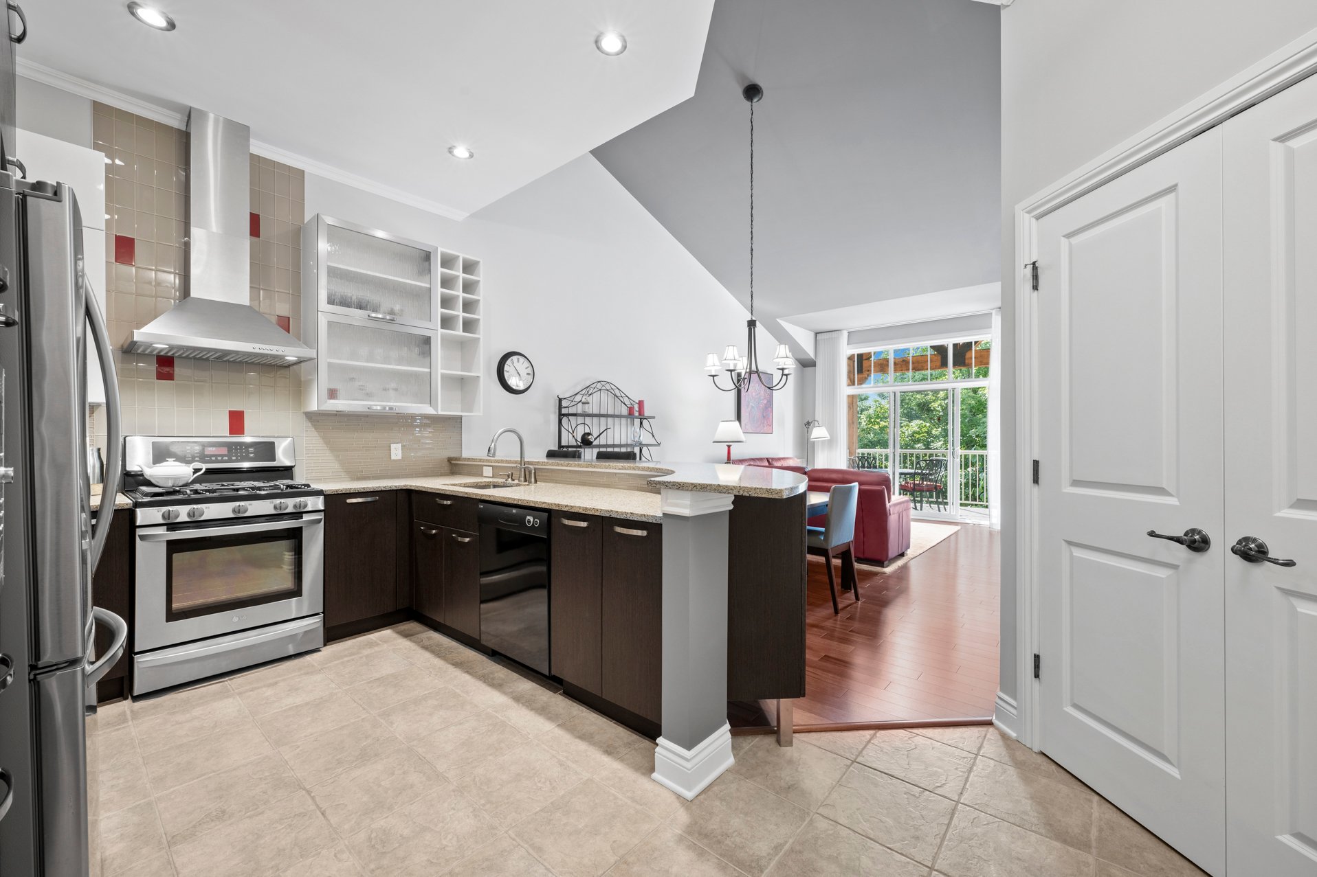 {"FR":"Cuisine","EN":"Kitchen"}